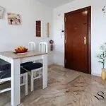 Seaview Retreat With Pool 2 *
