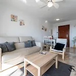 Seaview Retreat With Pool 2 公寓