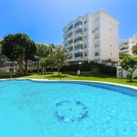 Seaview Retreat With Pool 2 아파트 베날마데나코스타