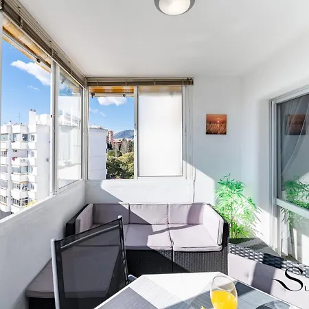 Seaview Retreat With Pool 2 公寓 贝纳尔马德纳