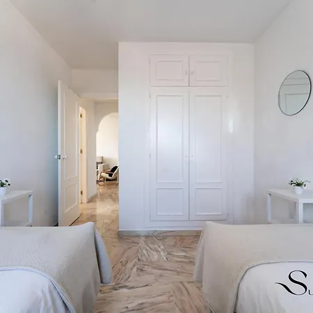 Seaview Retreat With Pool 2 *